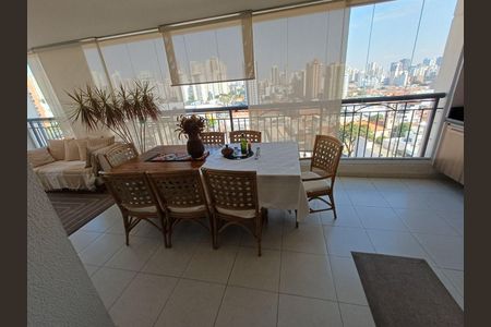 Apartamento à venda com 204m², 4 quartos e 3 vagas