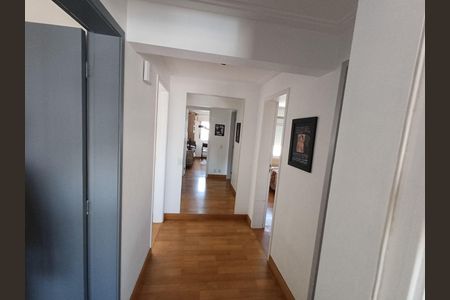 Apartamento à venda com 204m², 4 quartos e 3 vagas