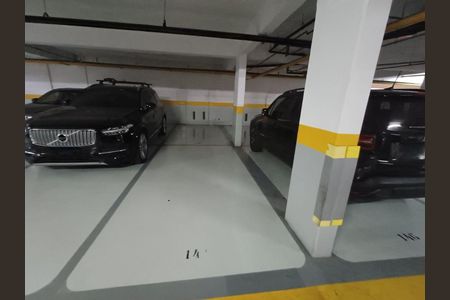 Apartamento à venda com 204m², 4 quartos e 3 vagas