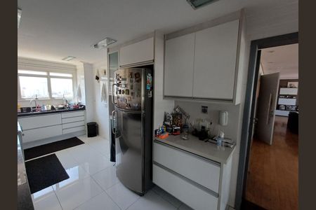 Apartamento à venda com 204m², 4 quartos e 3 vagas