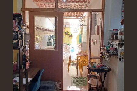 Casa de condomínio à venda com 90m², 3 quartos e 2 vagas Casa de condomínio à venda com 90m², 3 quartos e 2 vagasÁrea externa