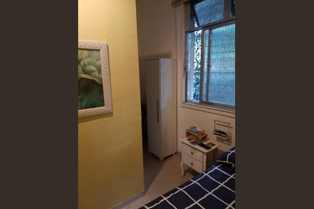 Casa de condomínio à venda com 90m², 3 quartos e 2 vagas Casa de condomínio à venda com 90m², 3 quartos e 2 vagasQuarto