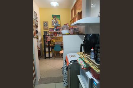 Casa de condomínio à venda com 90m², 3 quartos e 2 vagas Casa de condomínio à venda com 90m², 3 quartos e 2 vagasCozinha