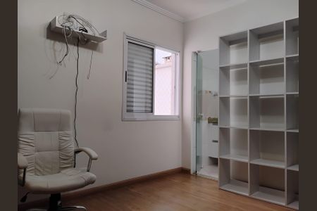 Casa à venda com 219m², 3 quartos e 4 vagas Casa à venda com 219m², 3 quartos e 4 vagasQuarto