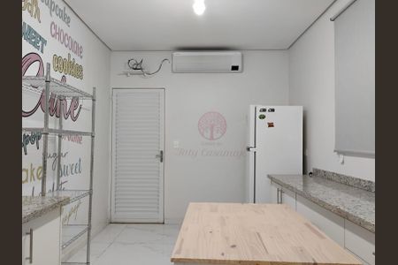 Casa à venda com 219m², 3 quartos e 4 vagas Casa à venda com 219m², 3 quartos e 4 vagasÁrea de Serviço