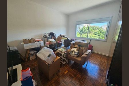 Casa à venda com 3 quartos, 263m² em Vila Universitaria, São Paulo