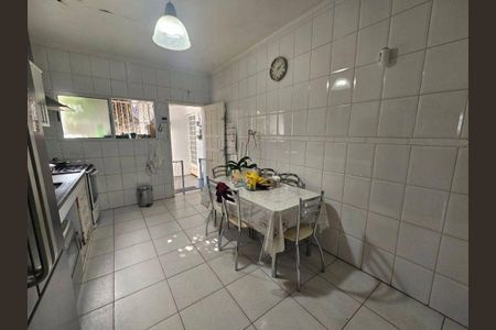 Casa à venda com 263m², 3 quartos e 3 vagas