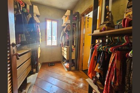 Casa à venda com 500m², 4 quartos e 5 vagas