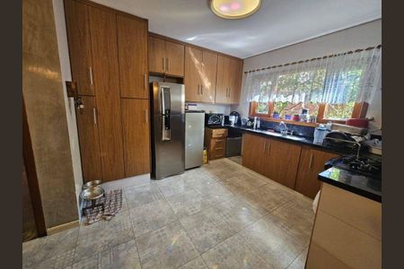 Casa à venda com 500m², 4 quartos e 5 vagas