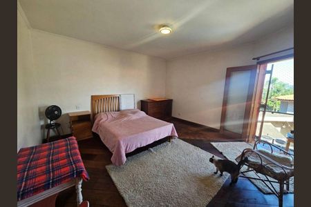 Casa à venda com 4 quartos, 500m² em Butantã, São Paulo