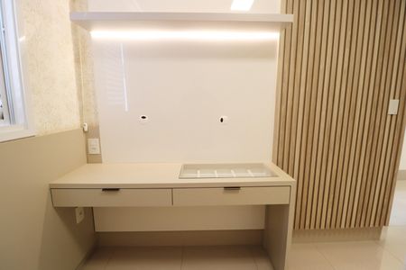 Apartamento para alugar com 102m², 3 quartos e 2 vagasQuarto 2