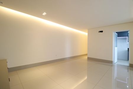 Apartamento para alugar com 102m², 3 quartos e 2 vagasSala
