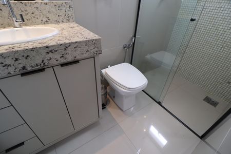 Apartamento para alugar com 102m², 3 quartos e 2 vagasBanheiro do Quarto 3