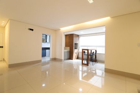 Apartamento para alugar com 102m², 3 quartos e 2 vagasSala