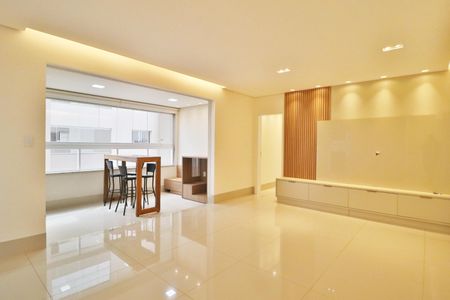 Apartamento para alugar com 102m², 3 quartos e 2 vagasSala