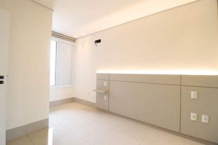 Apartamento para alugar com 102m², 3 quartos e 2 vagasQuarto 3 - Suíte
