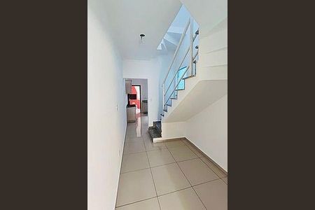 Casa à venda com 220m², 3 quartos e 4 vagas
