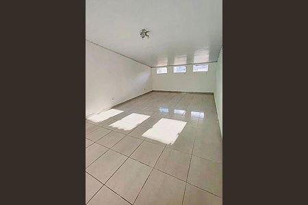 Casa à venda com 220m², 3 quartos e 4 vagas