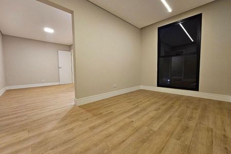 Casa à venda com 4 quartos, 330m² em Villas do Jaguari, Santana de Parnaíba