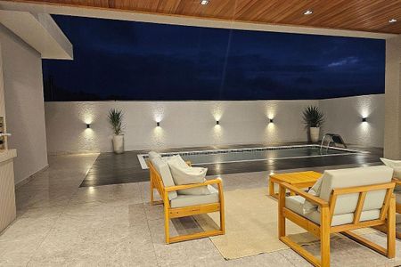 Casa à venda com 4 quartos, 330m² em Villas do Jaguari, Santana de Parnaíba