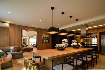 Apartamento à venda com 2 quartos, 83m² em Santo Amaro, São Paulo