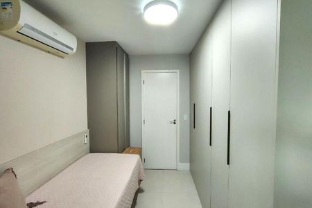 Apartamento à venda com 72m², 2 quartos e 1 vaga