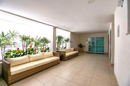 Apartamento à venda com 72m², 2 quartos e 1 vaga
