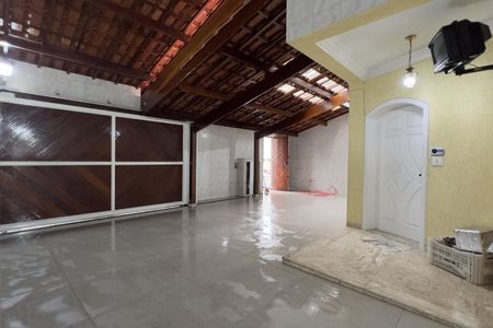 Casa à venda com 230m², 3 quartos e 4 vagasGaragem