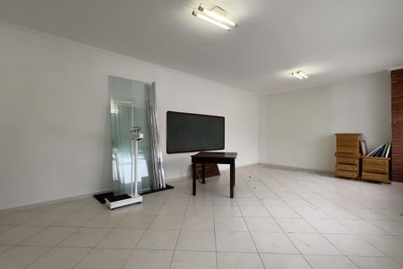 Casa à venda com 230m², 3 quartos e 4 vagasEdícula