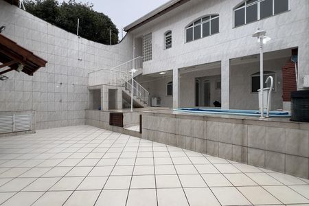 Casa à venda com 230m², 3 quartos e 4 vagasÁrea externa
