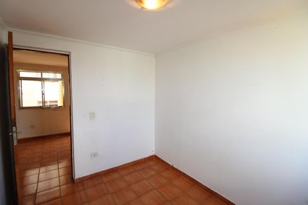 Quarto 1 de apartamento para alugar com 2 quartos, 50m² em Conjunto Habitacional Fazenda do Carmo, São Paulo