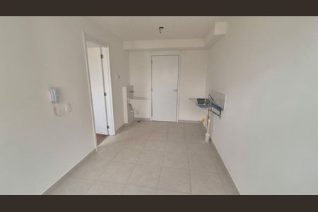 Kitnet/Studio à venda com 1 quarto, 24m² em Parque Industrial Tomas Edson, São Paulo