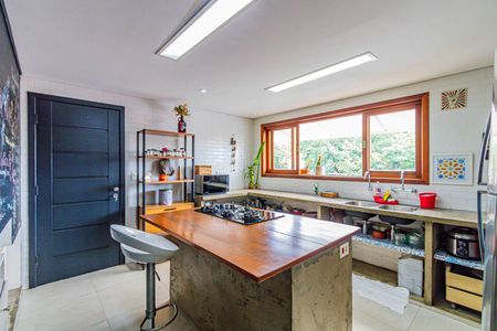 Casa para alugar com 134m², 3 quartos e 3 vagas Casa para alugar com 134m², 3 quartos e 3 vagasCozinha