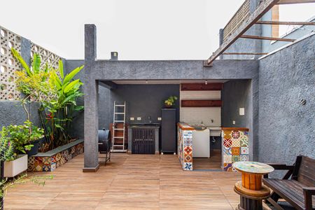 Casa para alugar com 134m², 3 quartos e 3 vagas Casa para alugar com 134m², 3 quartos e 3 vagasÁrea externa