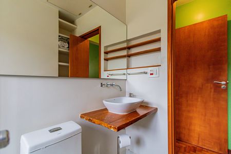 Casa para alugar com 134m², 3 quartos e 3 vagas Casa para alugar com 134m², 3 quartos e 3 vagasSuite - Banheiro