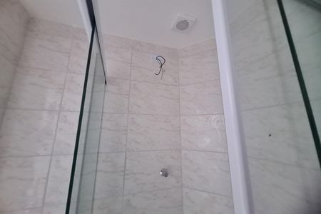 Apartamento à venda com 42m², 2 quartos e 1 vaga Apartamento à venda com 42m², 2 quartos e 1 vagaBanheiro