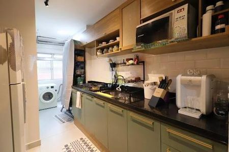Apartamento à venda com 60m², 2 quartos e 1 vaga