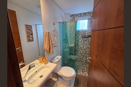 Apartamento para alugar com 75m², 2 quartos e 1 vaga Apartamento para alugar com 75m², 2 quartos e 1 vagaBanheiro da Suíte 1