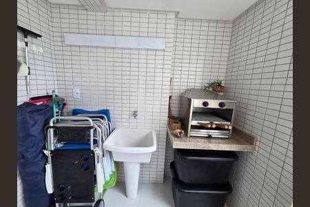 Varanda de apartamento para alugar com 2 quartos, 75m² em Vila Caiçara, Praia Grande