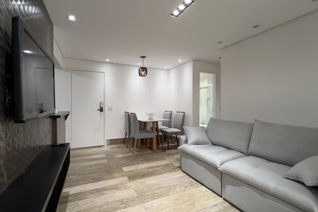 Sala de apartamento para alugar com 2 quartos, 62m² em Vila Leonor, Guarulhos