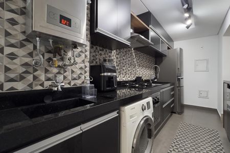 Apartamento à venda com 62m², 2 quartos e 1 vaga Apartamento à venda com 62m², 2 quartos e 1 vagaCozinha e Área de Serviço