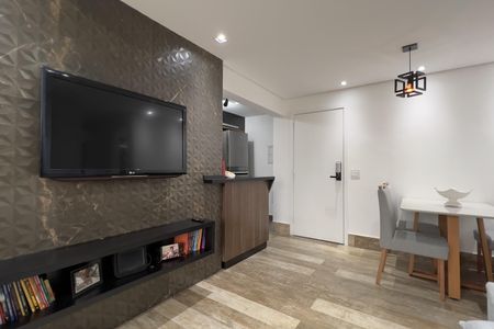 Sala de apartamento para alugar com 2 quartos, 62m² em Vila Leonor, Guarulhos