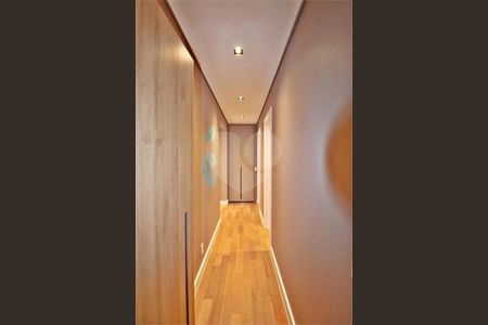 Apartamento à venda com 182m², 4 quartos e 4 vagas