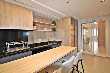 Apartamento à venda com 182m², 4 quartos e 4 vagas