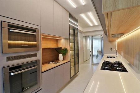 Apartamento à venda com 182m², 4 quartos e 4 vagas