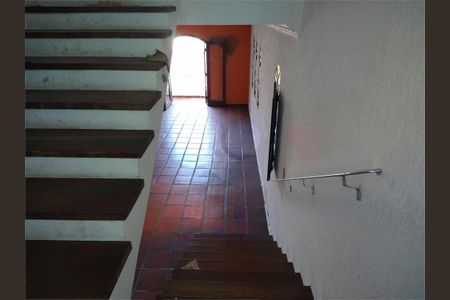 Casa à venda com 590m², 3 quartos e 6 vagas