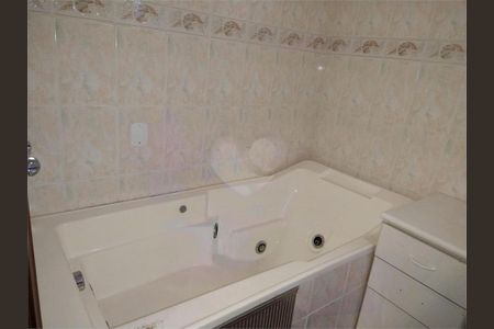 Casa à venda com 590m², 3 quartos e 6 vagas