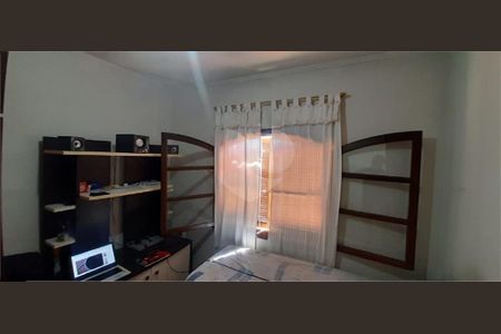 Casa à venda com 3 quartos, 212m² em Jardim Edith, São Paulo