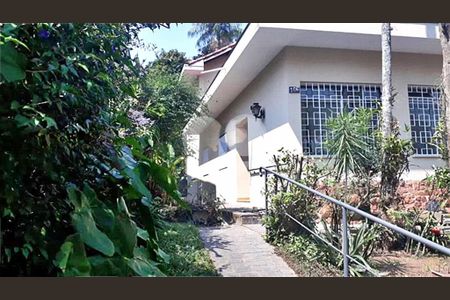 Casa à venda com 3 quartos, 250m² em Vila Albertina, São Paulo