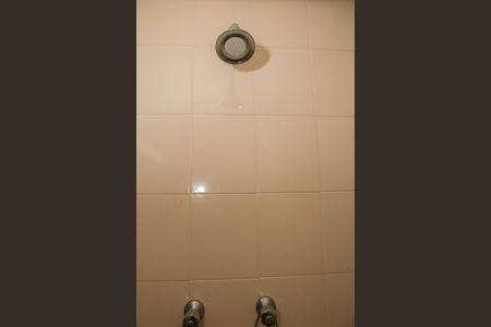 Apartamento à venda com 247m², 4 quartos e 4 vagas Apartamento à venda com 247m², 4 quartos e 4 vagasBanheiro Social